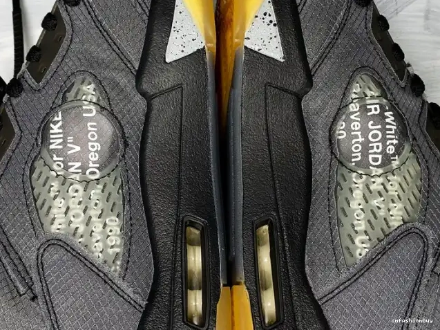 CT8480-001 x Air Off-White Jordan Black 5 0528